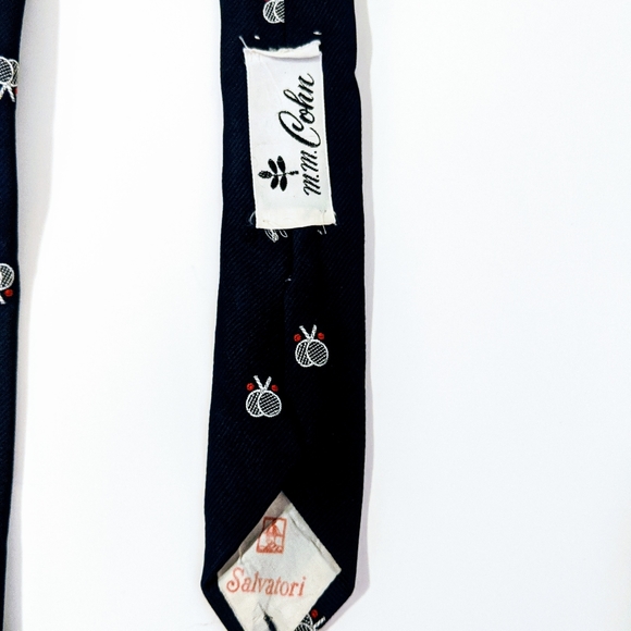 Vintage Salvatori Tennis Rackets Navy Blue Tie - Picture 3 of 5